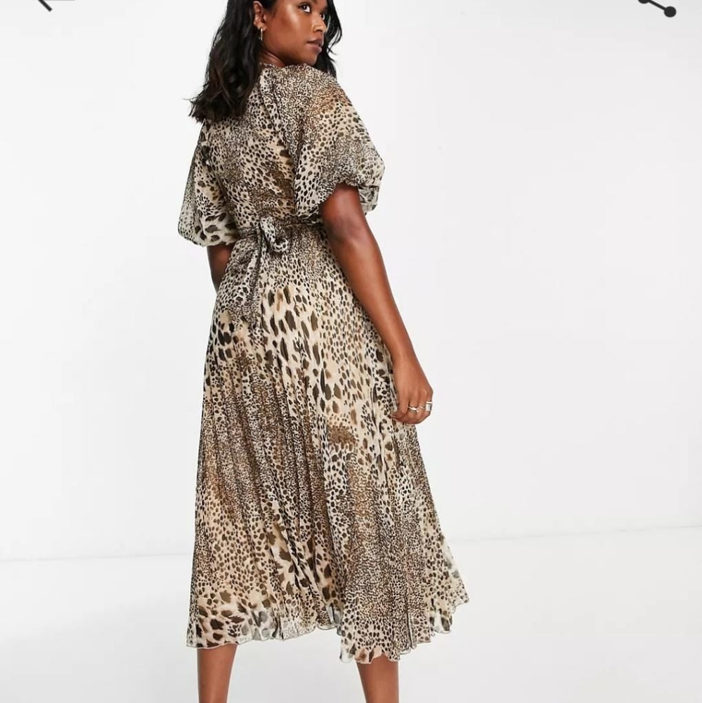 ASOS animal print midi dress - Picture 2 of 6
